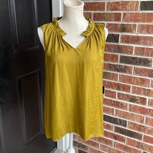 Simply Vera‎ Wang Sleeveless Rouched Neck Top